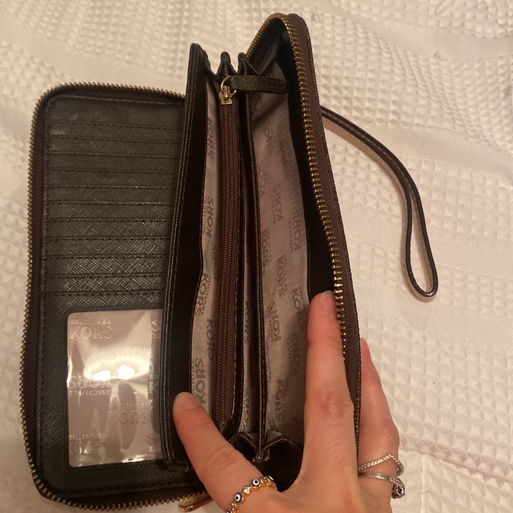 Wallet - Picture 5 of 5